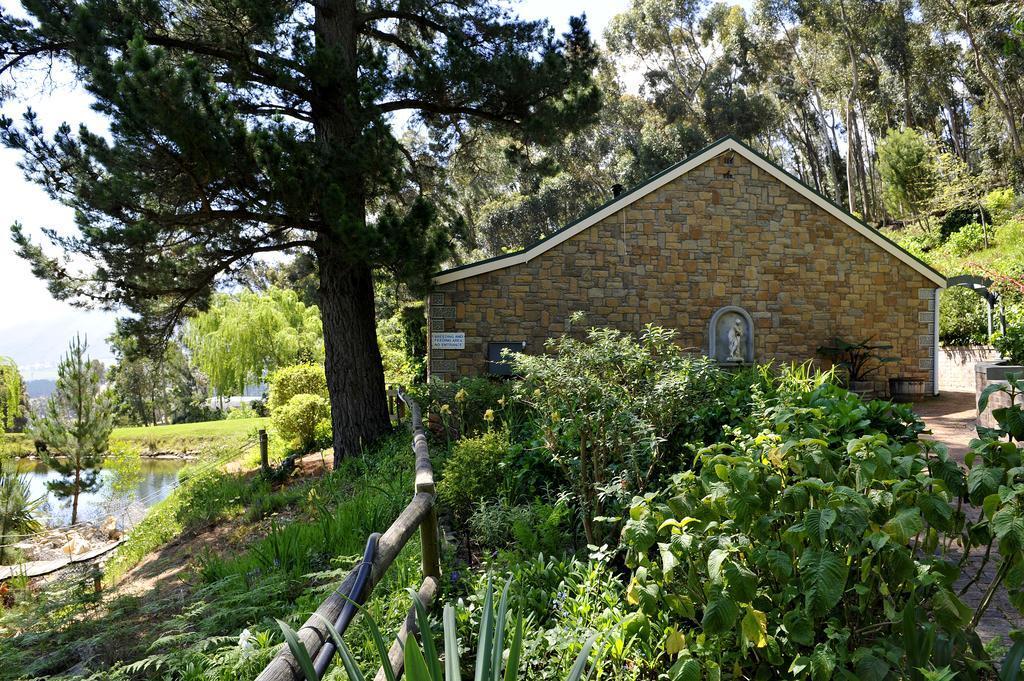 Montmartre Chalets, Bnb & Venue Franschhoek Exterior photo